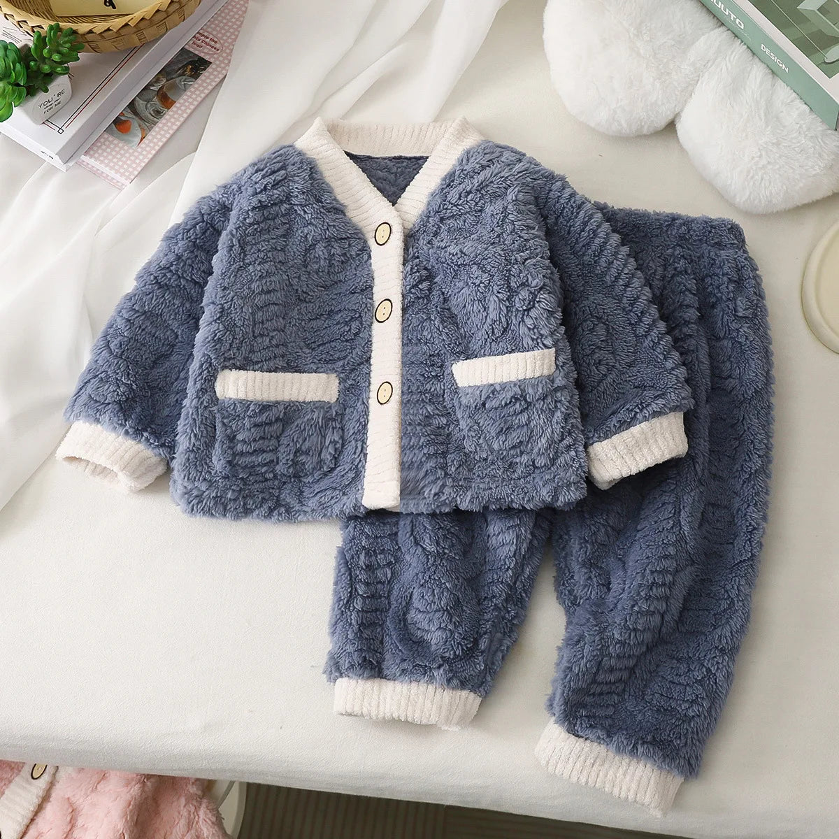 Winter Flavored Pajama Set for Kids – Cozy & Cute! 🌙❄️