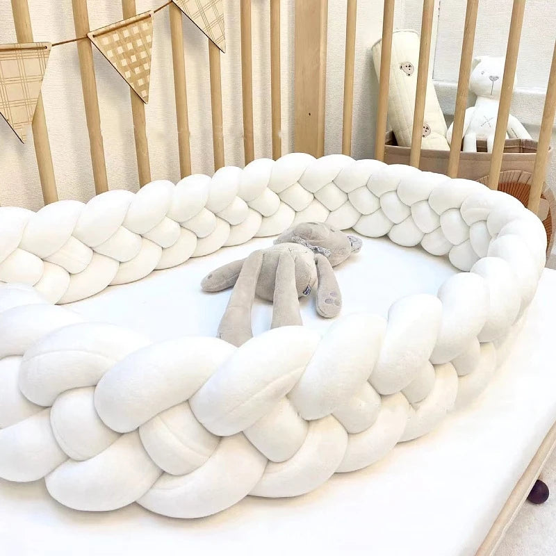 Braided Bed Rail - Protection and Comfort for Baby